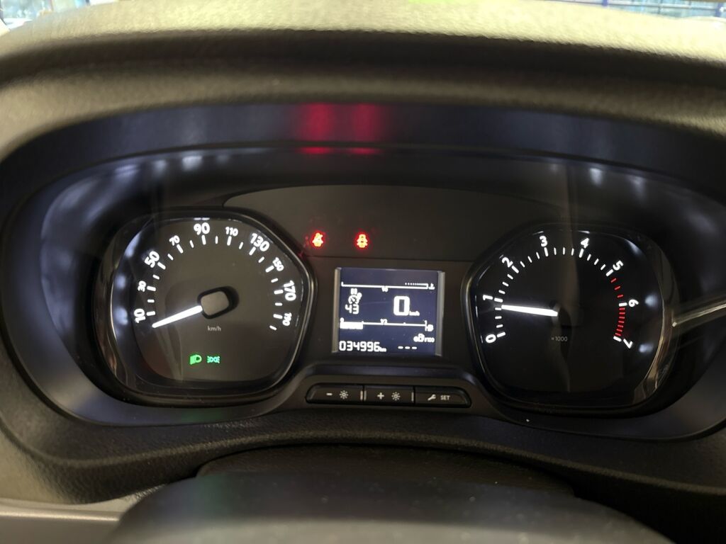 Citroen Jumpy 2021 Valkoinen