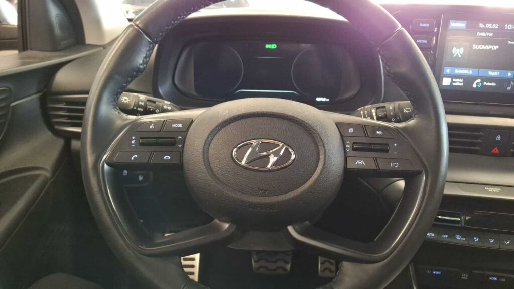 Hyundai Bayon 2022 Punainen