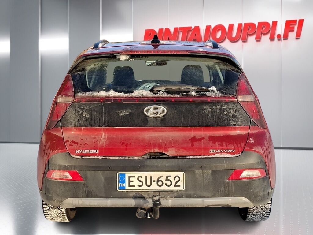 Hyundai Bayon 2022 Punainen