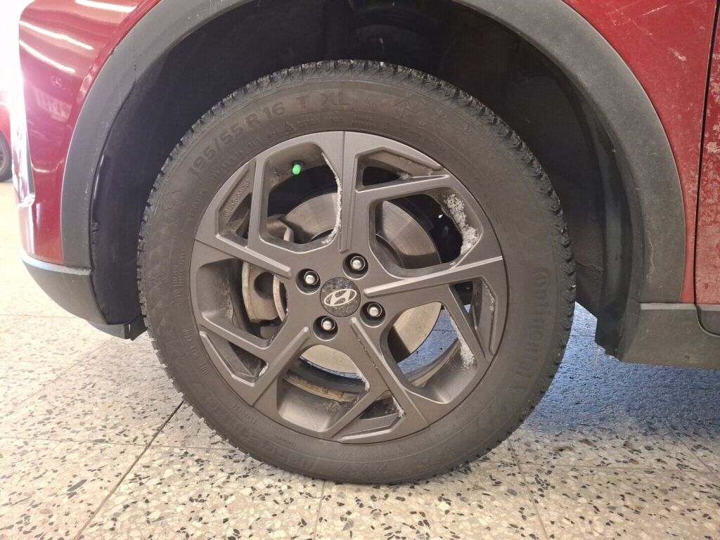 Hyundai Bayon 2022 Punainen