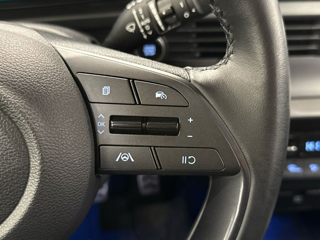 Hyundai Bayon 2022 Punainen