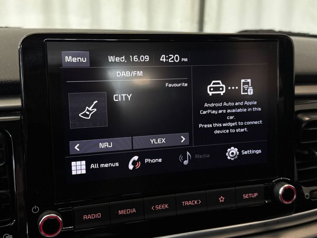 Kia Rio 2021 Valkoinen
