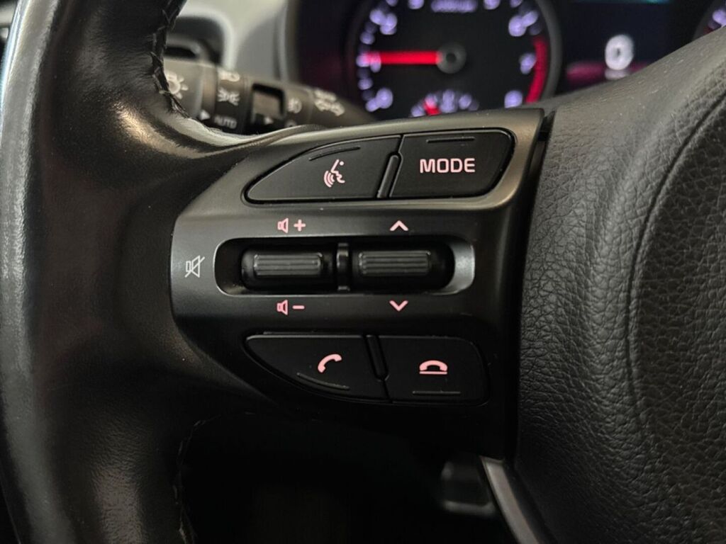 Kia Rio 2021 Valkoinen