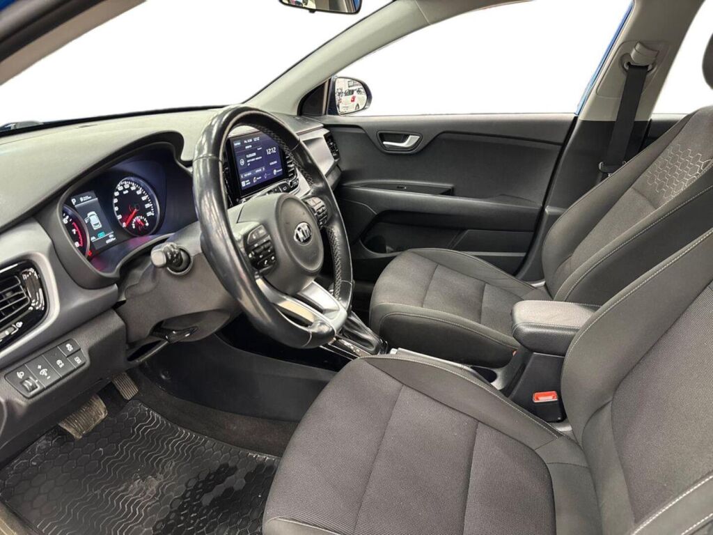 Kia Rio 2021 Sininen
