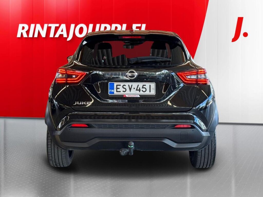 Nissan Juke 2022 Musta