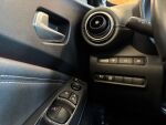 Nissan Juke 2022 Musta