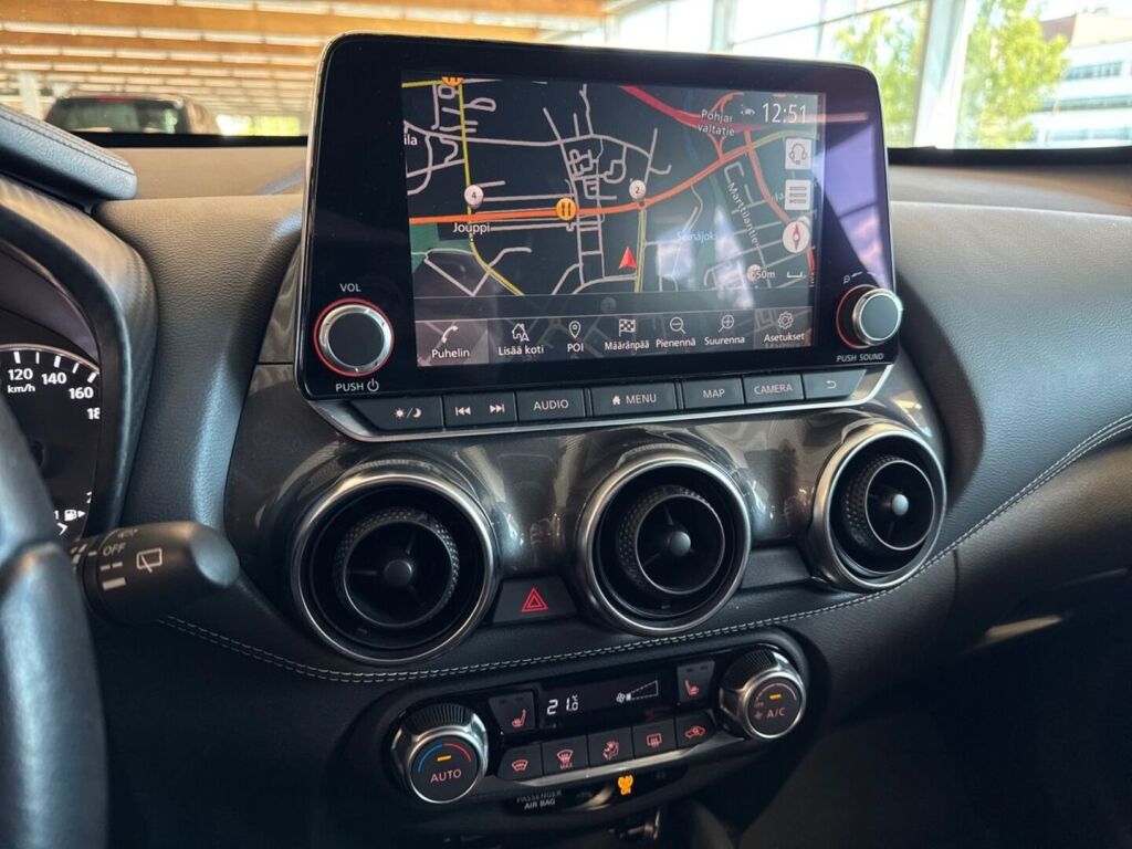 Nissan Juke 2022 Musta