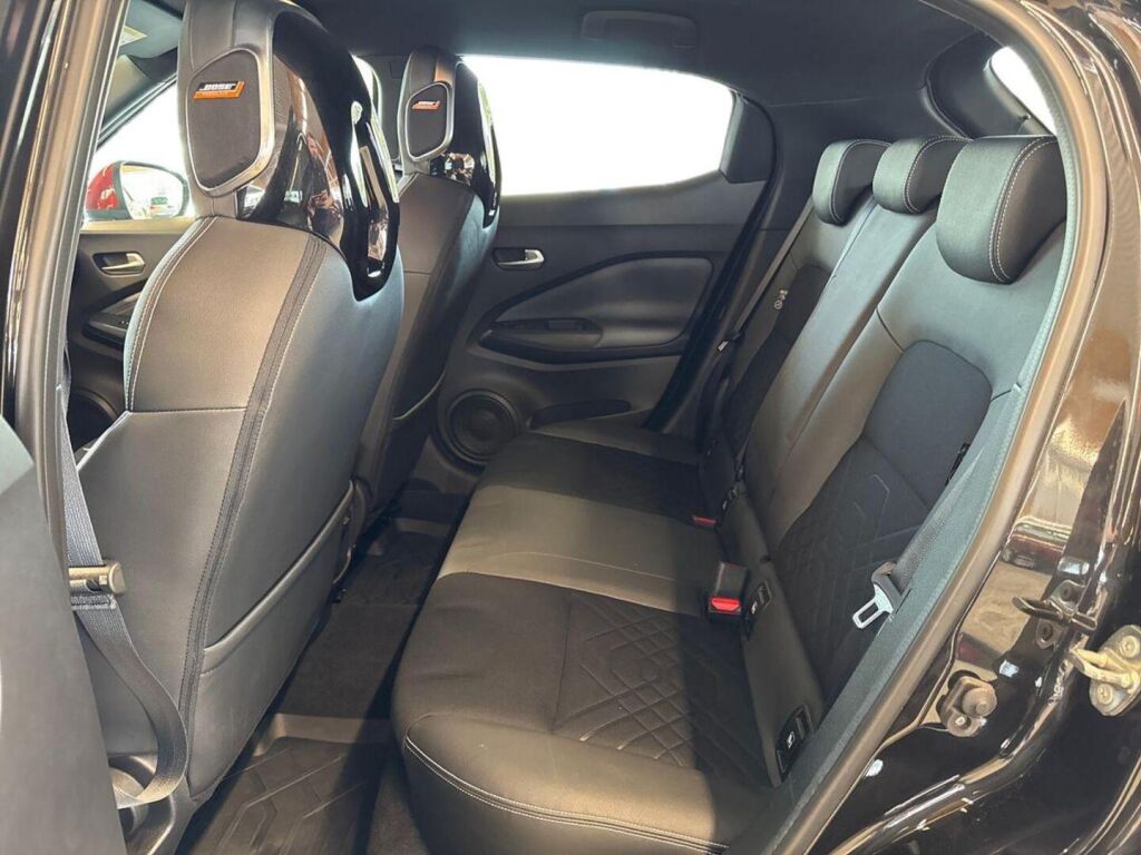 Nissan Juke 2022 Musta