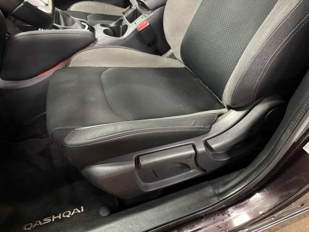 Nissan Qashqai 2021 Violetti