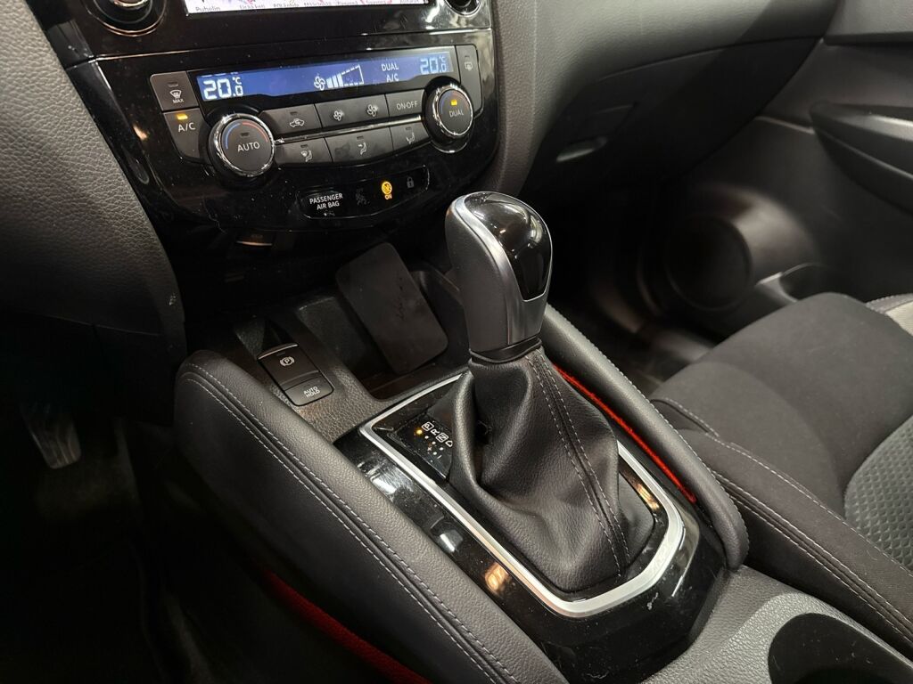 Nissan Qashqai 2021 Violetti