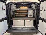 Volkswagen Caddy 2021 Musta