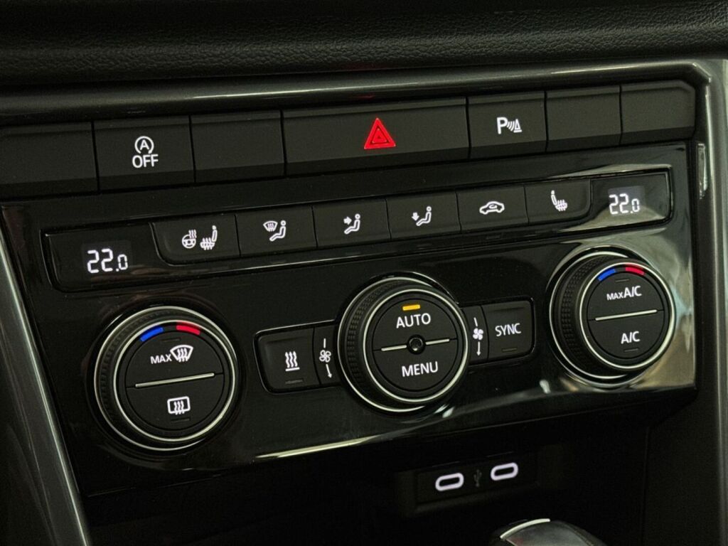 Volkswagen T-Roc 2021 Sininen