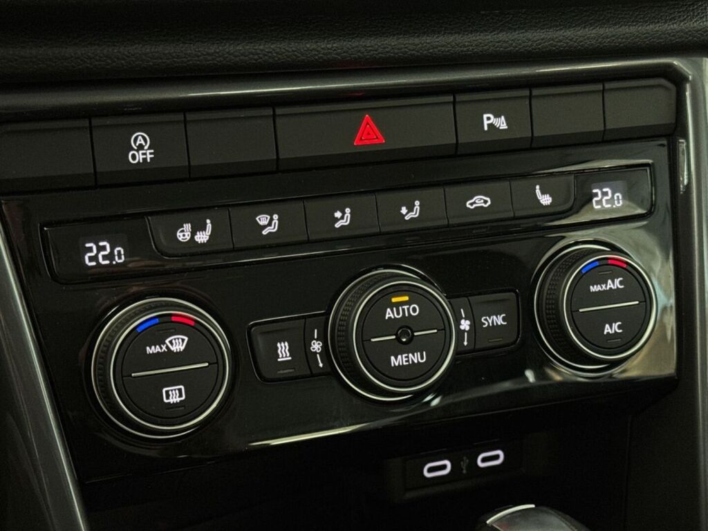 Volkswagen T-Roc 2021 Sininen