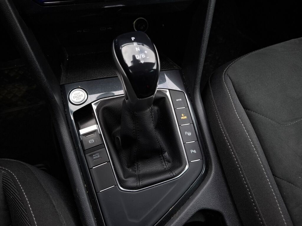 Volkswagen Tiguan 2021 Sininen