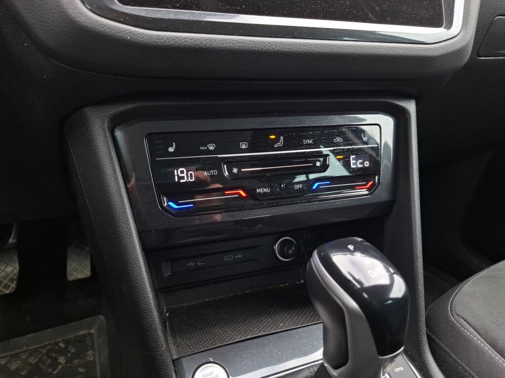 Volkswagen Tiguan 2021 Sininen