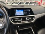 BMW 330 2021 Valkoinen