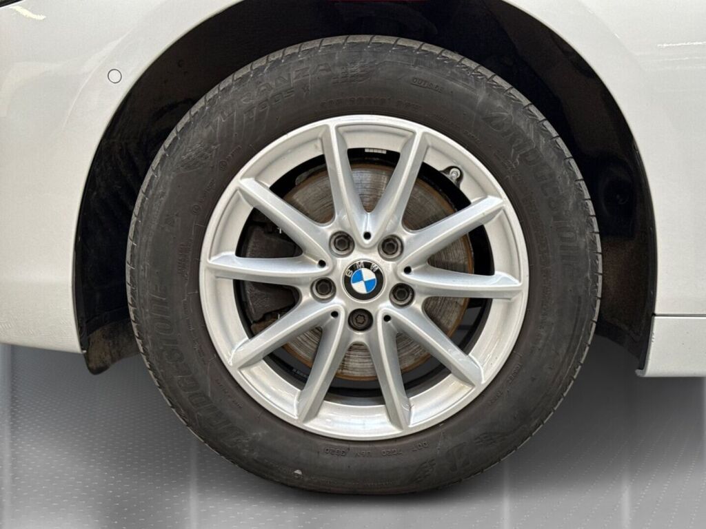 BMW 218 2021 Hopea