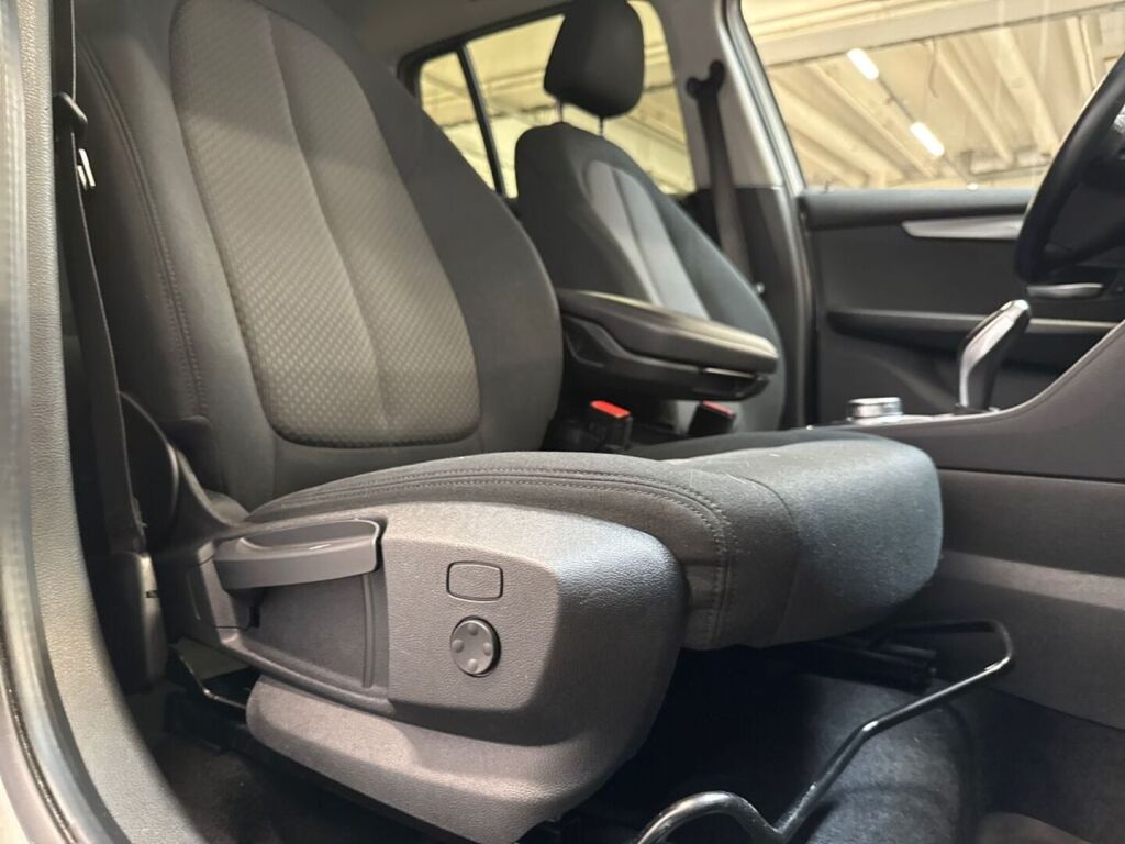 BMW 218 2021 Hopea