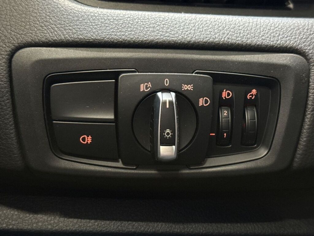 BMW 218 2021 Hopea