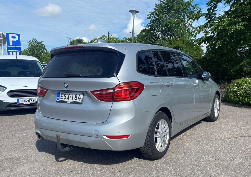 BMW 218 2021 Hopea