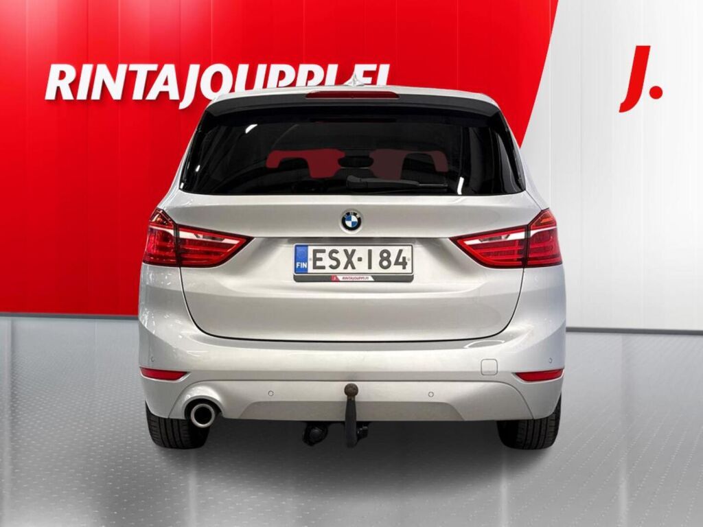 BMW 218 2021 Hopea