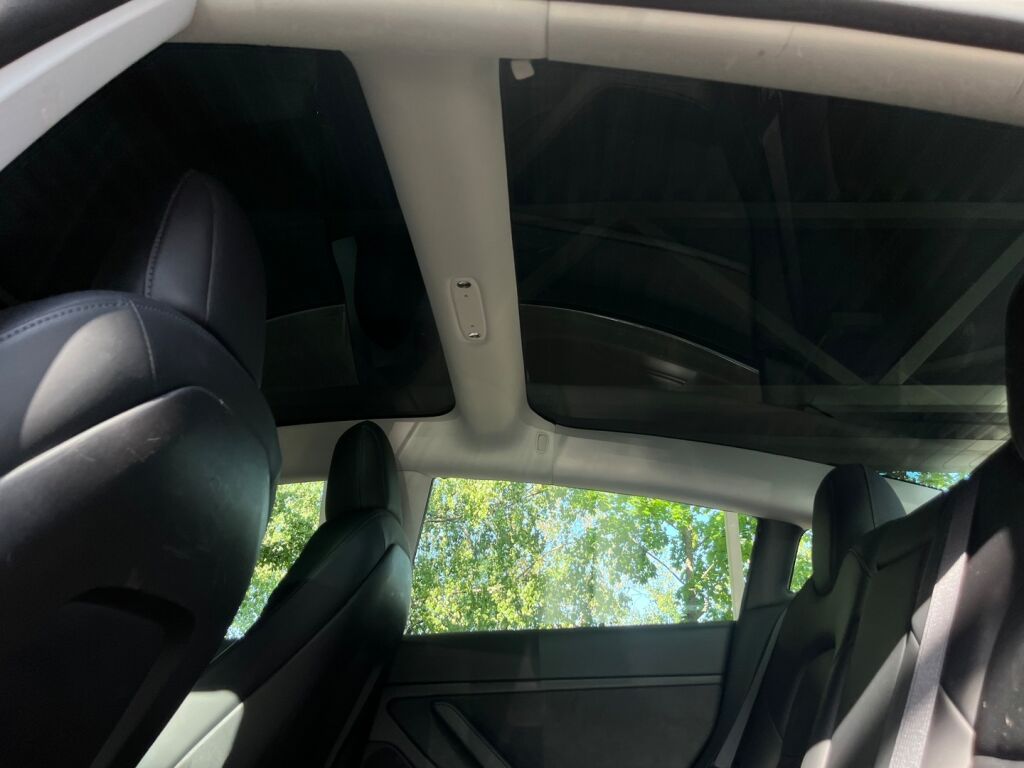 Tesla Model 3 2019 Harmaa