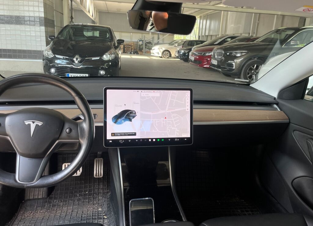 Tesla Model 3 2019 Harmaa