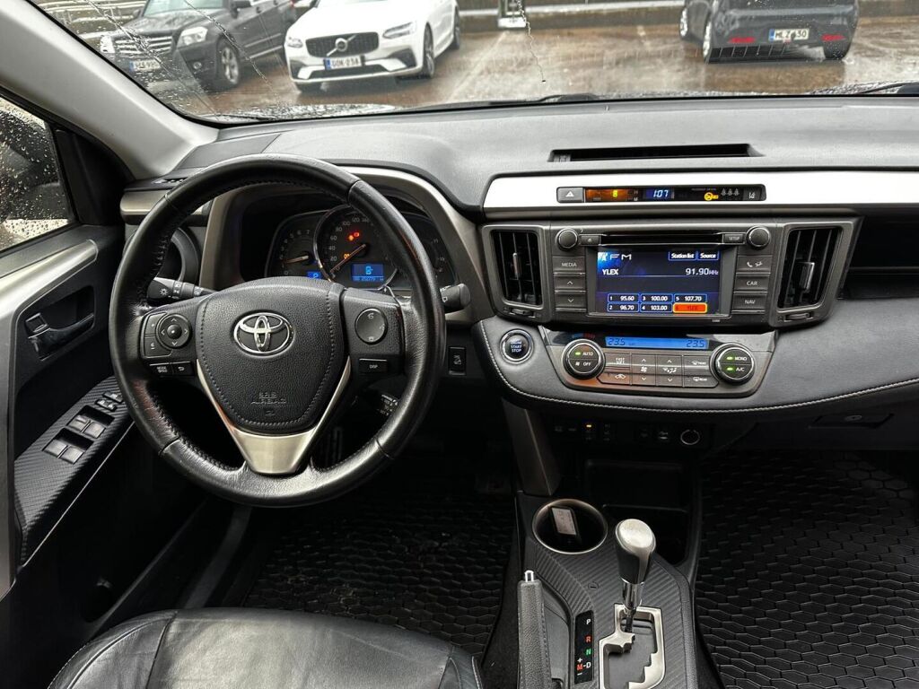 Toyota RAV4 2013 Musta