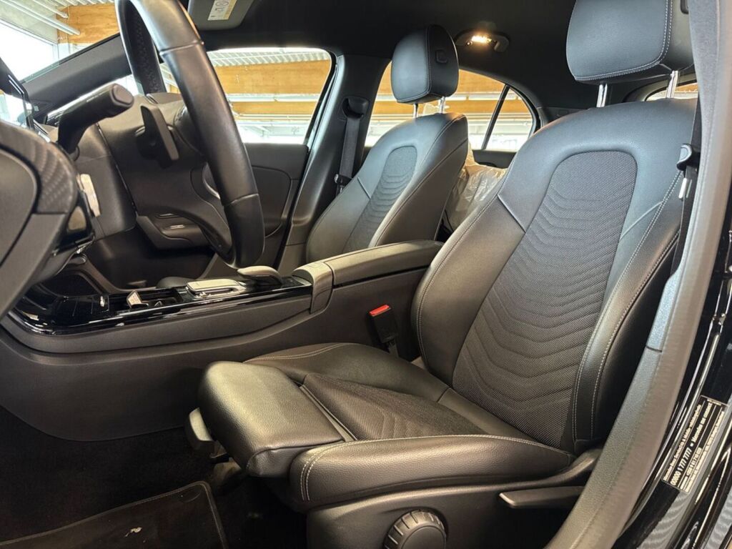 Mercedes-Benz A 2021 Musta