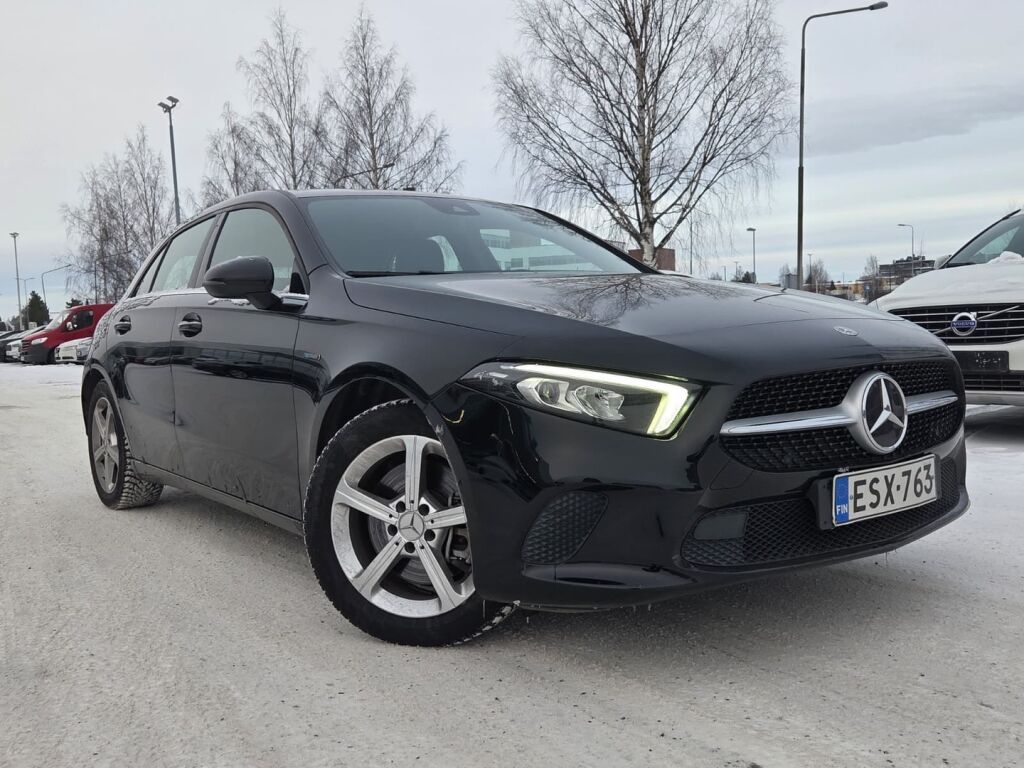 Mercedes-Benz A 2021 Musta