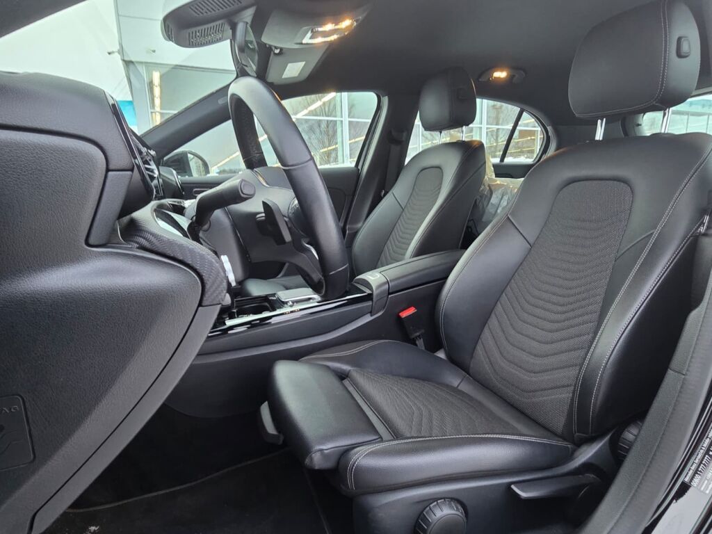 Mercedes-Benz A 2021 Musta