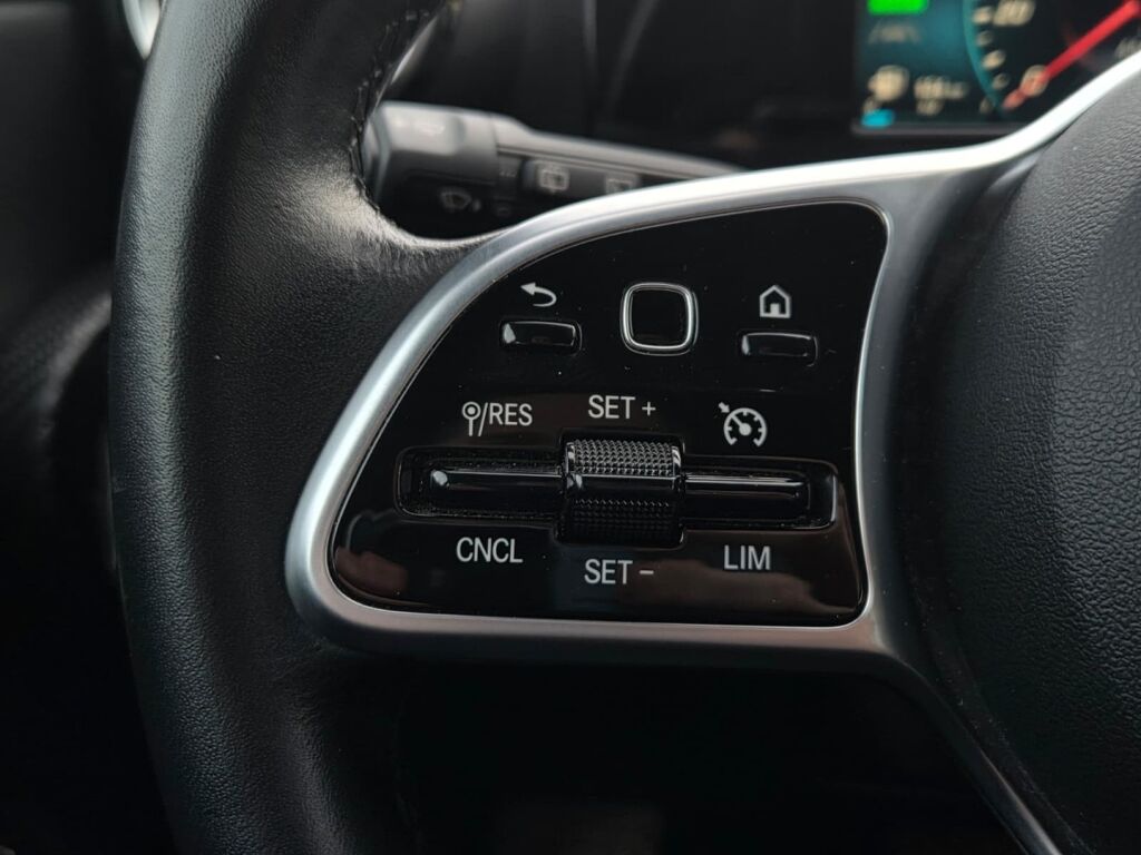 Mercedes-Benz A 2021 Musta