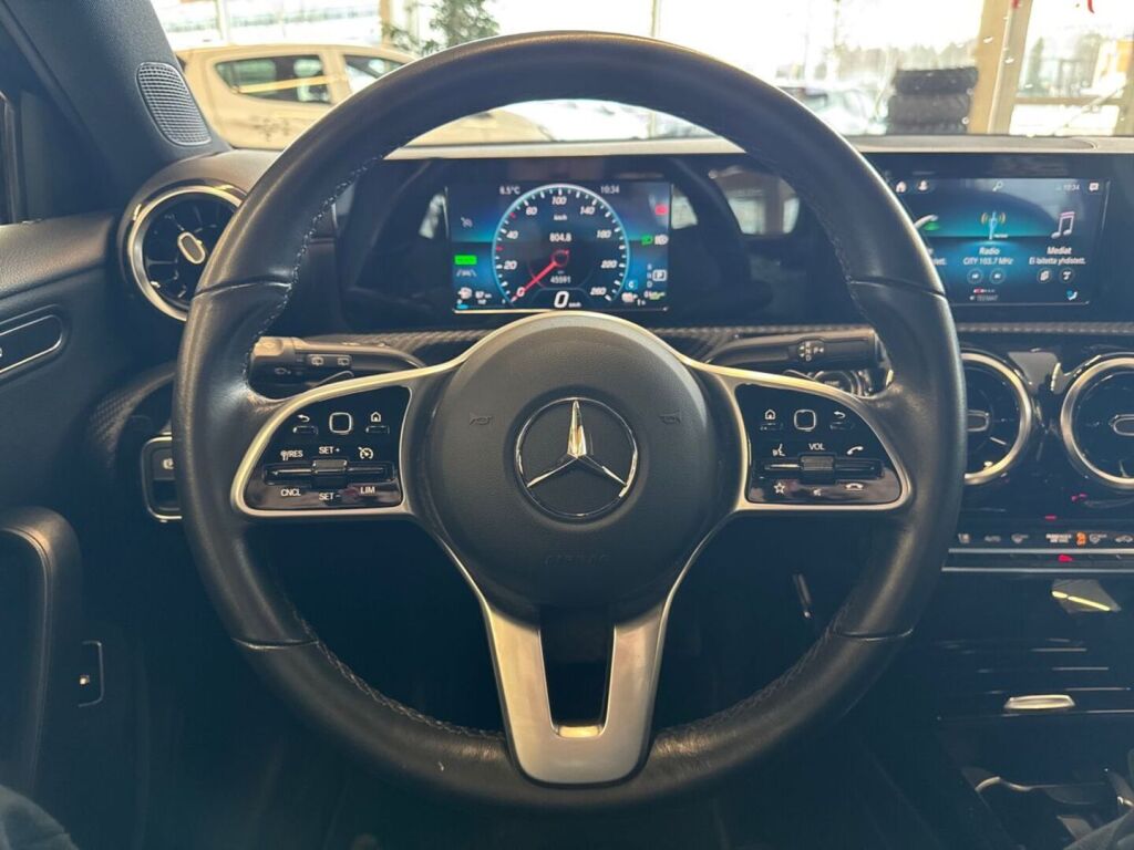 Mercedes-Benz A 2021 Musta