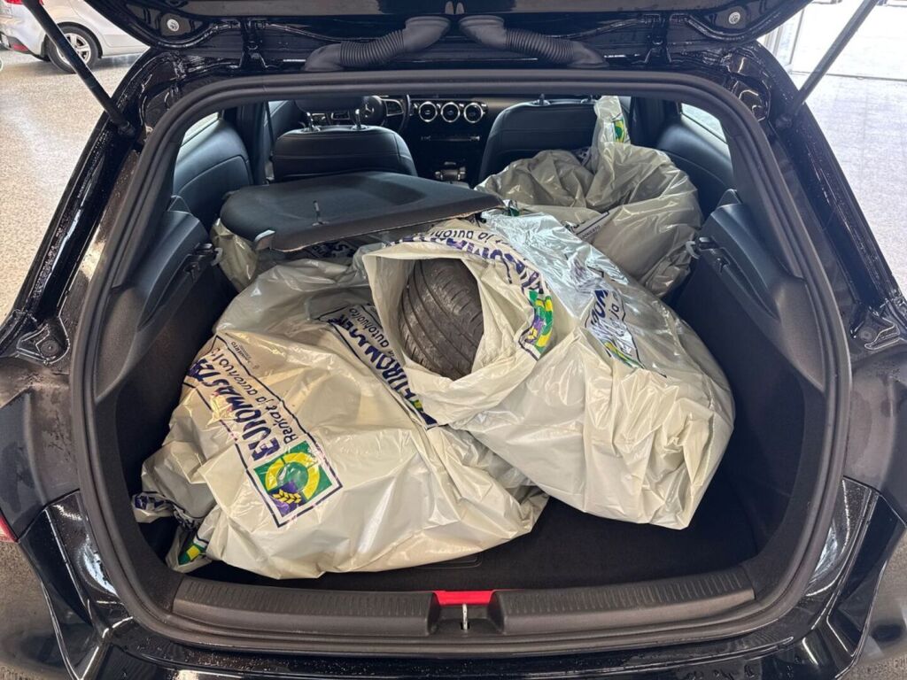 Mercedes-Benz A 2021 Musta