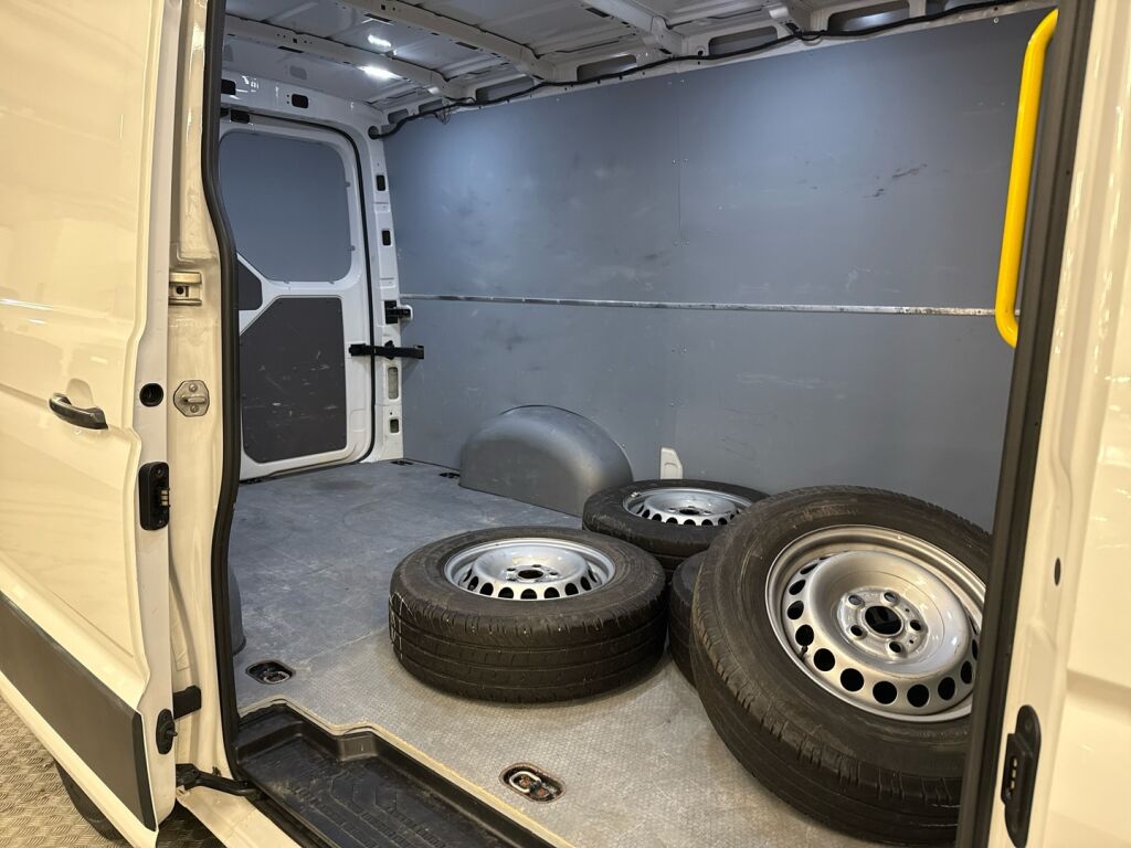 Volkswagen Crafter 2021 Valkoinen