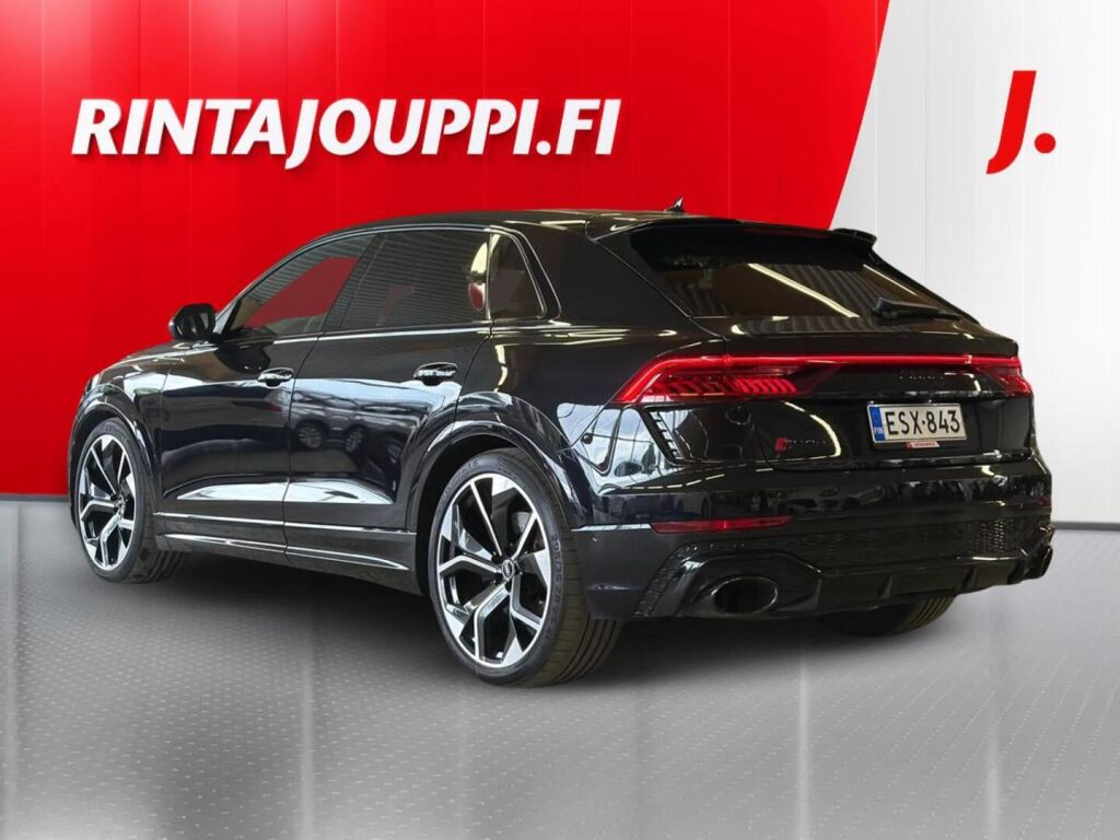 Audi RS Q8 2021 Musta