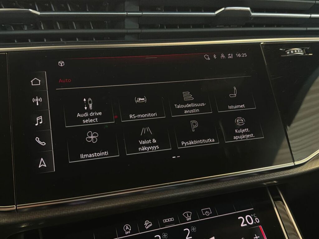 Audi RS Q8 2021 Musta