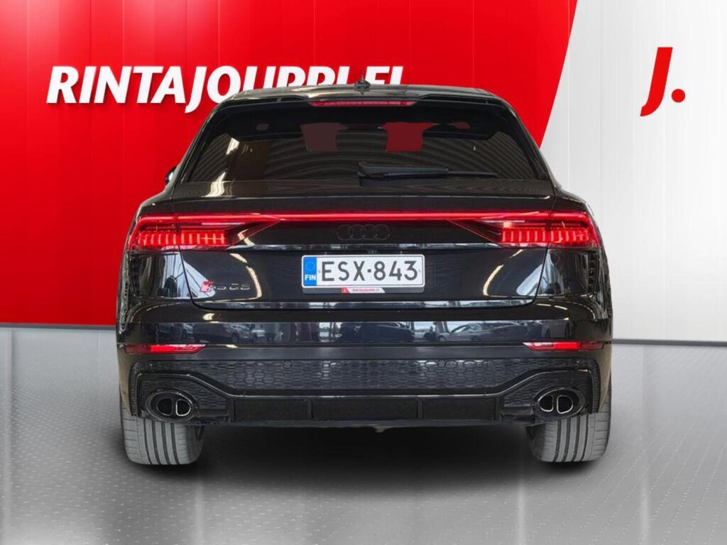 Audi RS Q8 2021 Musta