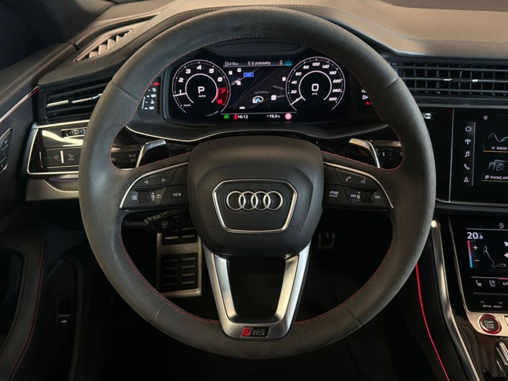 Audi RS Q8 2021 Musta