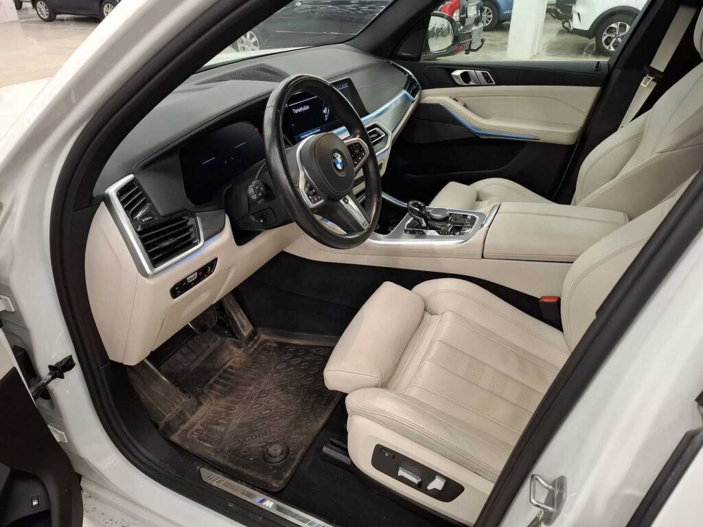 BMW X5 2021 Valkoinen