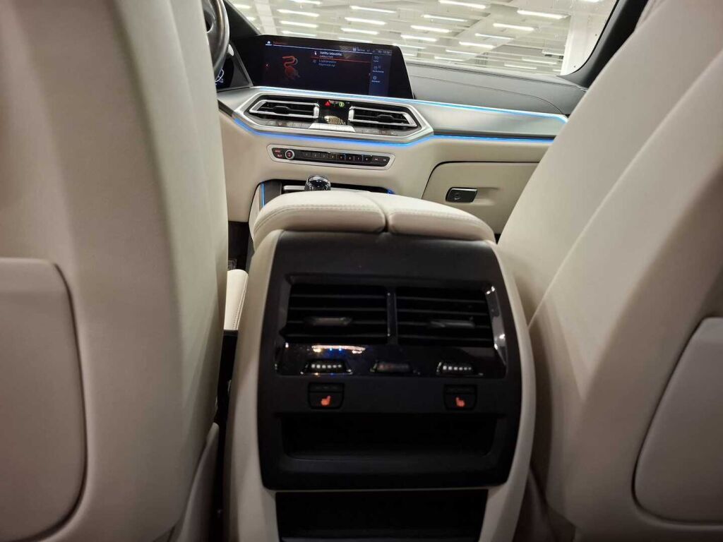 BMW X5 2021 Valkoinen