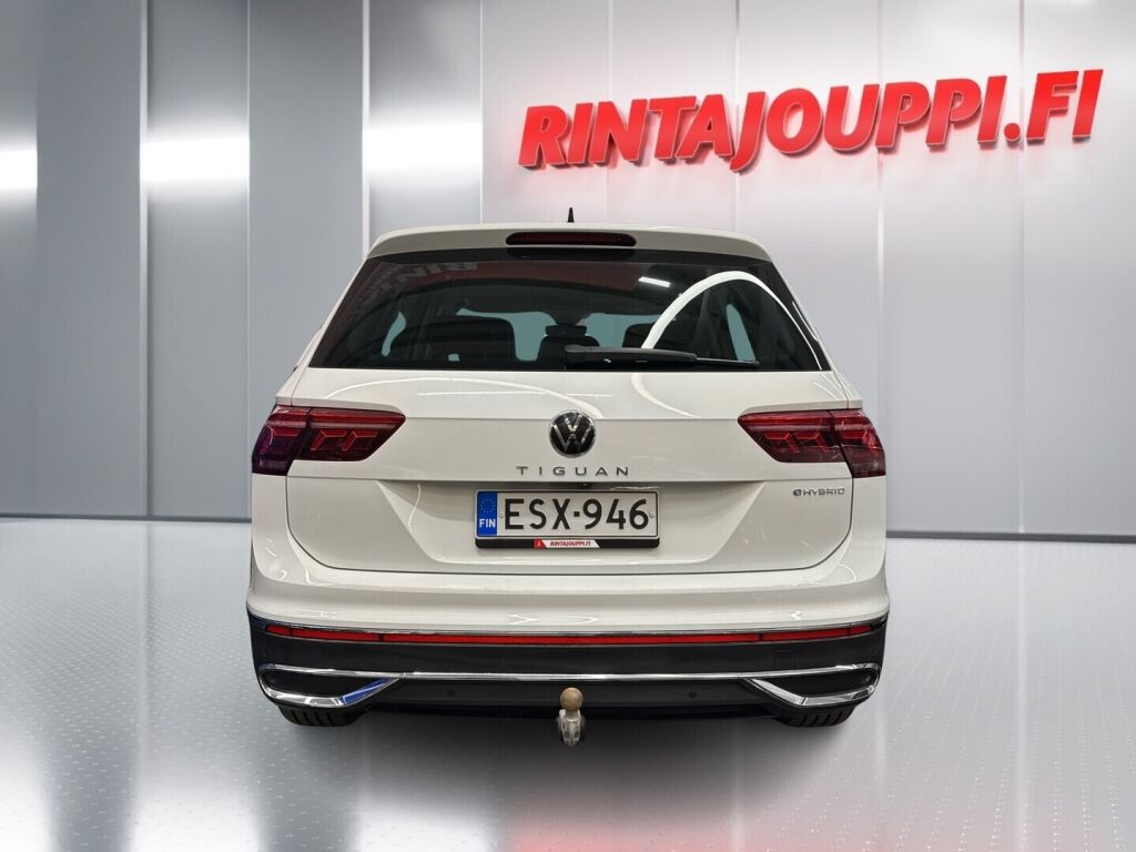 Volkswagen Tiguan 2021 Valkoinen