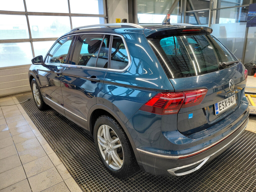 Volkswagen Tiguan 2021 Sininen