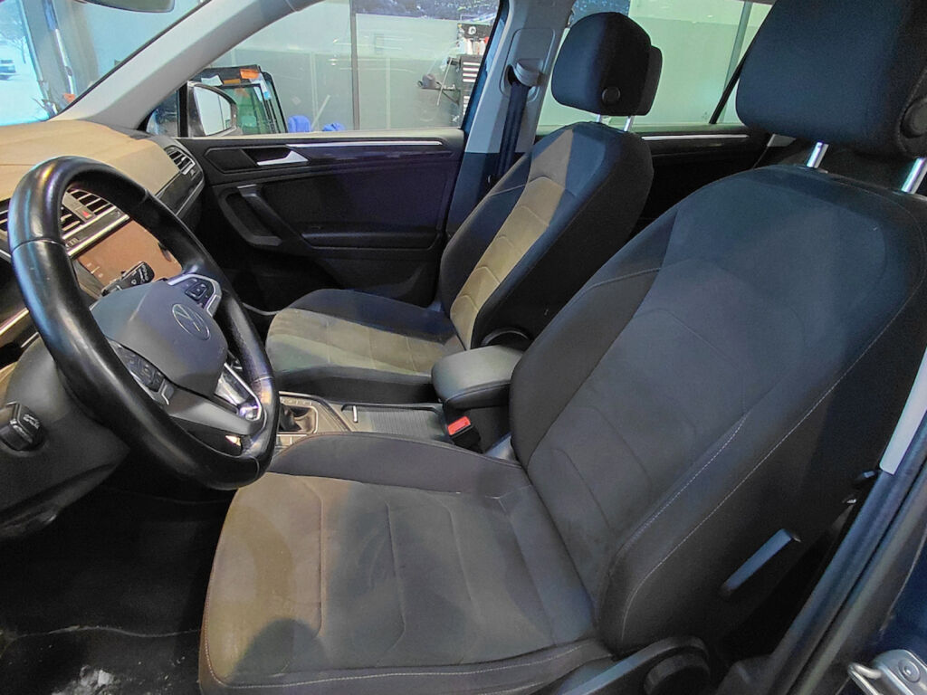 Volkswagen Tiguan 2021 Sininen