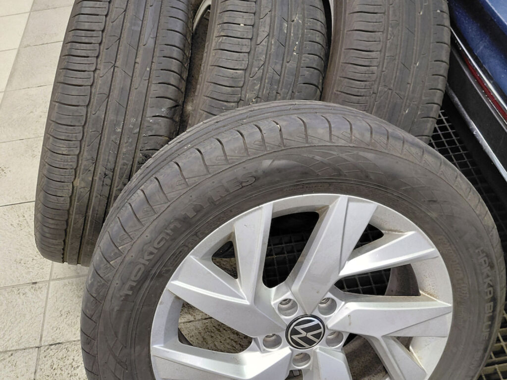 Volkswagen Tiguan 2021 Sininen