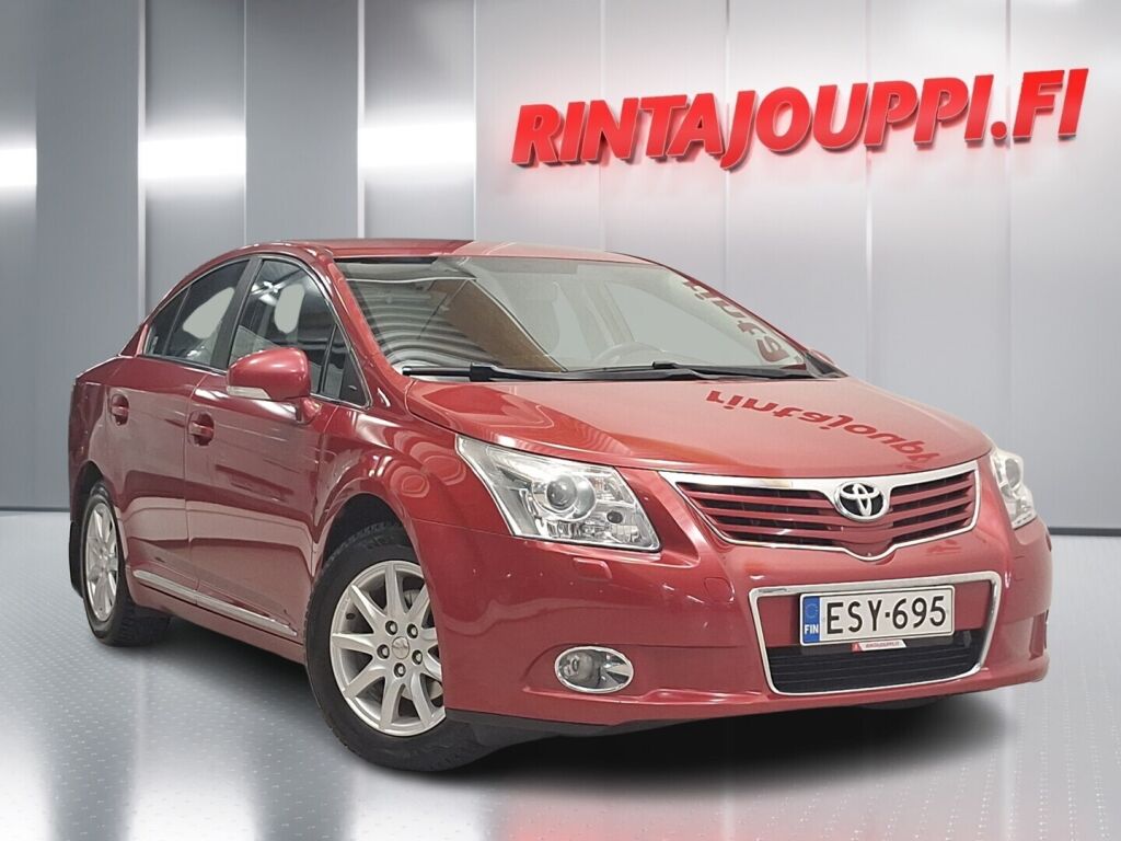 Toyota Avensis 2011 Punainen