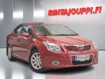 Toyota Avensis 2011 Punainen