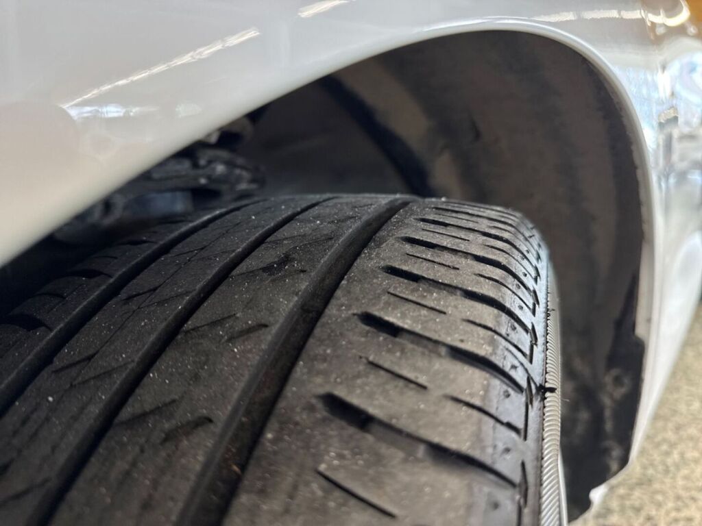 Ford Fiesta Van 2019 Valkoinen