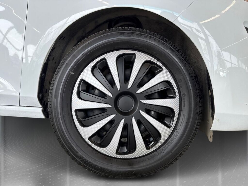 Ford Fiesta Van 2019 Valkoinen