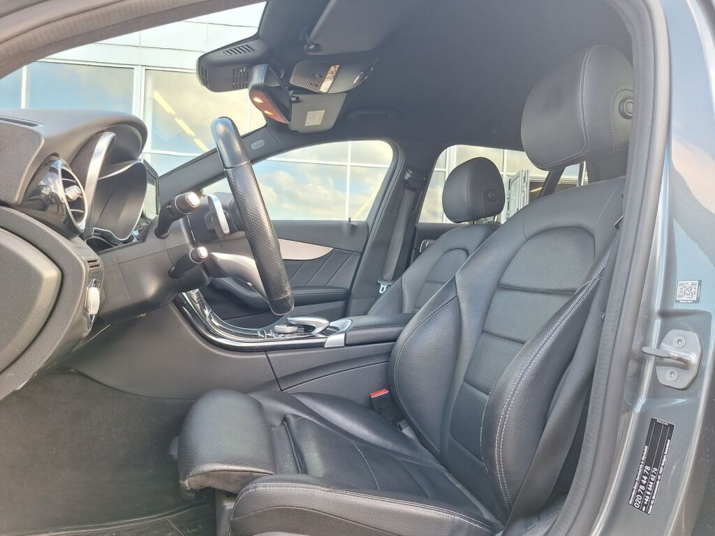 Mercedes-Benz C 2017 Harmaa